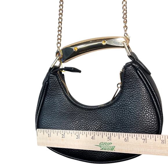 Lulu’s Iconic Effect Black and Gold Crescent Metal Handbag - Picture 5 of 7